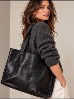 VTG I. Magnin Design Studio Black Textured Oversized Tote/Shoulder Bag